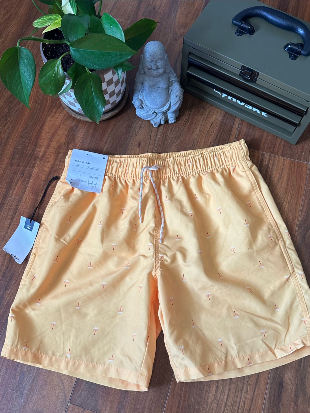 NWT Goodfellow & Co Men’s 7" Palm Tree Swim Trunks - Size S